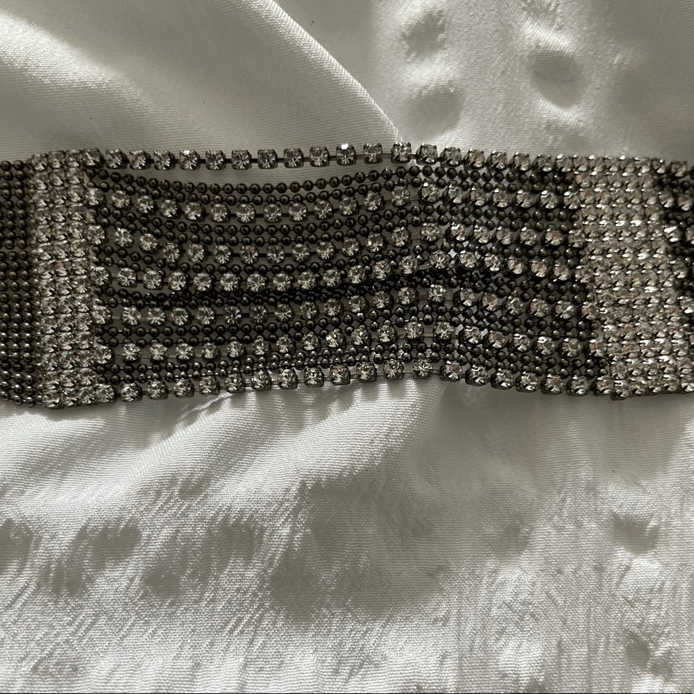 Diamond choker necklace